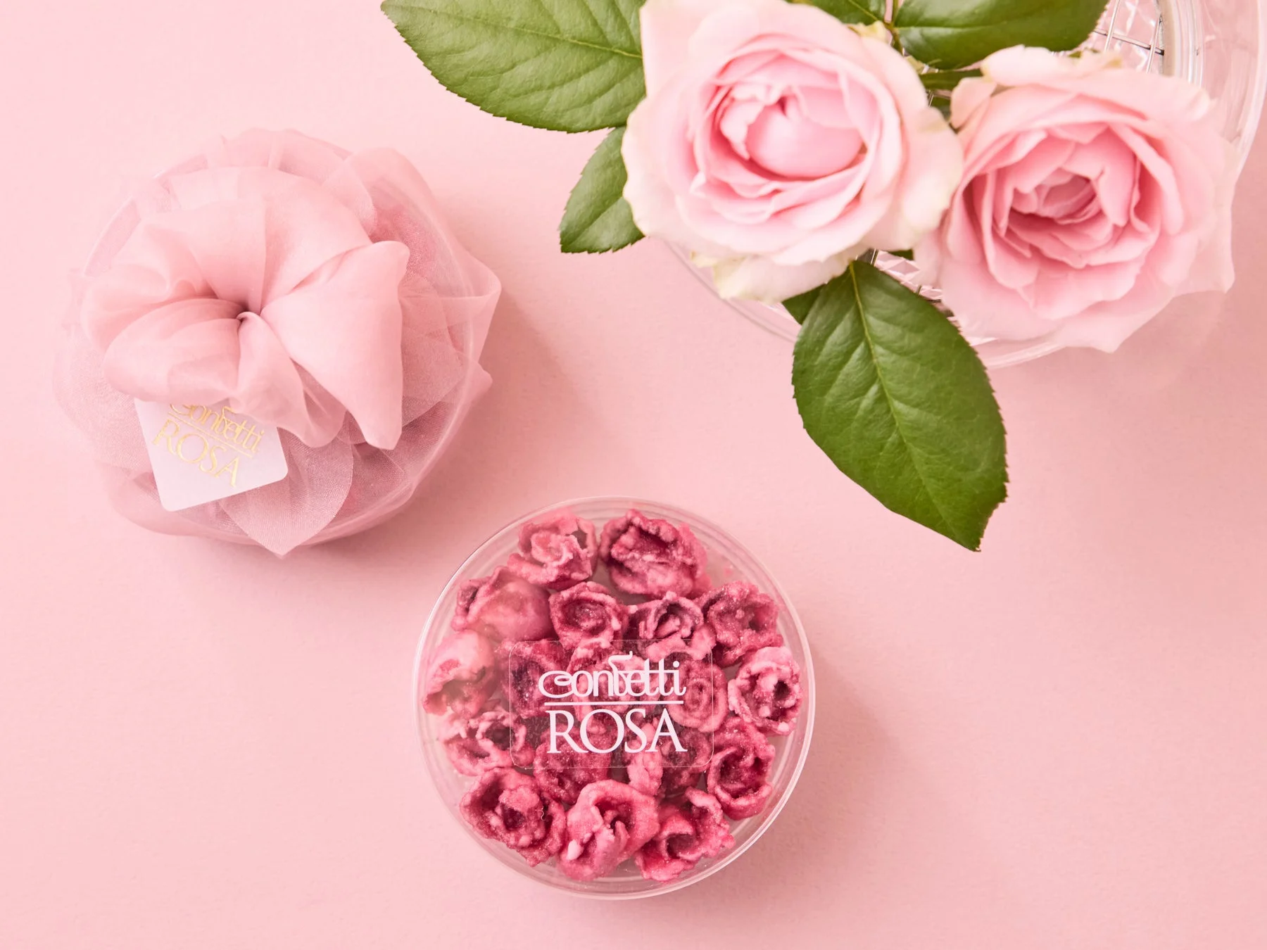 Confetti ROSAのギフトと薔薇の砂糖菓子